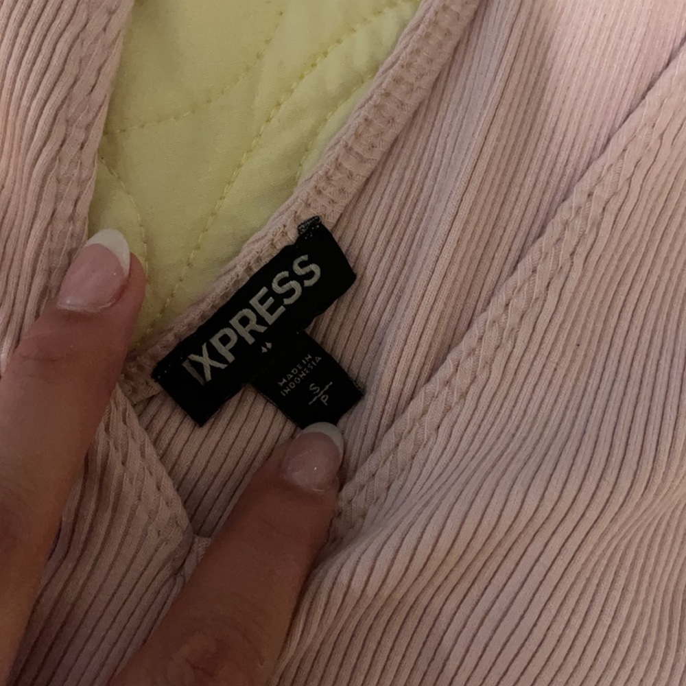 Express tank top - Picture 2 of 2
